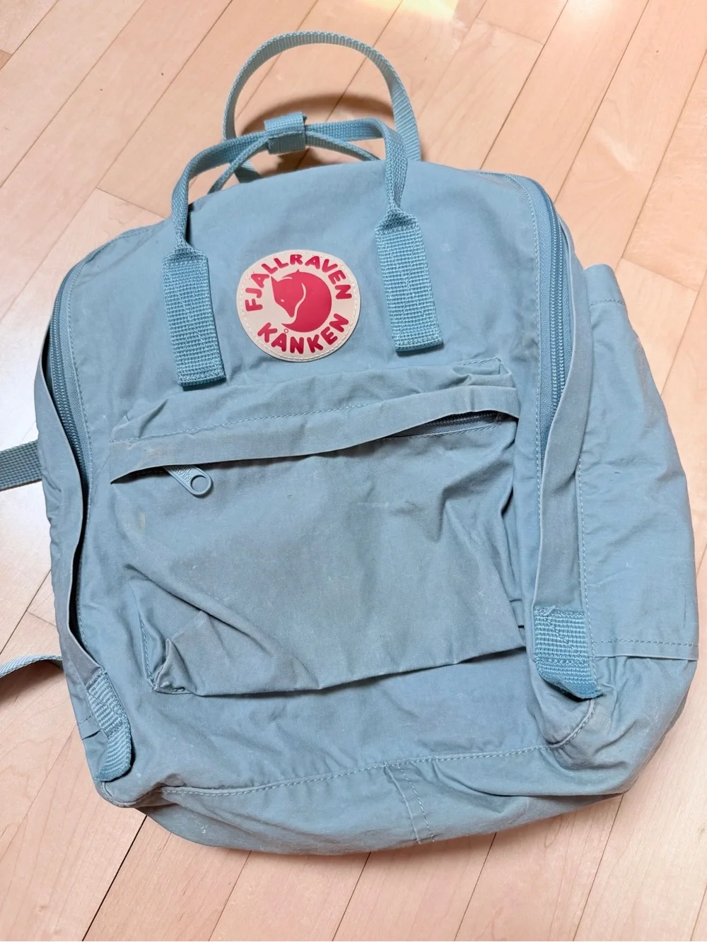 Fjallraven Kanken Mini Backpack in Sky Bkue